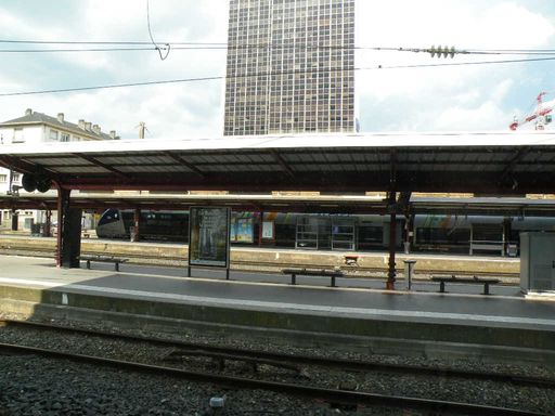  quais de la gare de Nancy